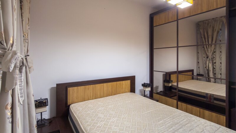 Doua camere mobilat modern, parcare, langa metrou